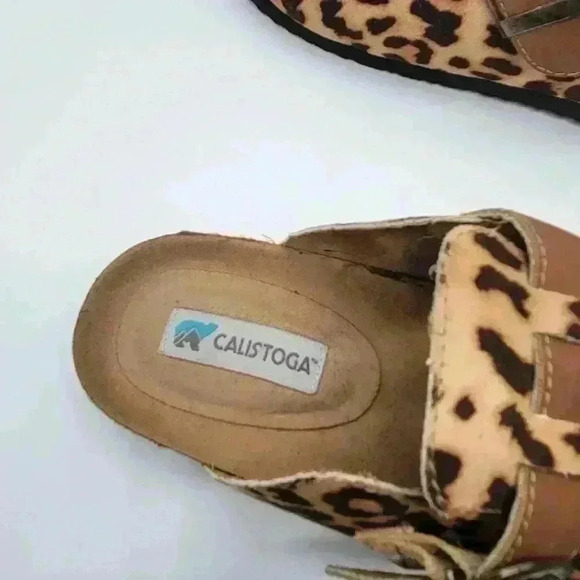 CALISTOGA Leopard Women's Sleepers/Sandals Buckle Strap Size 10 Faux Suede Flat - Picture 2 of 10
